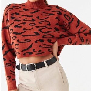 Forever 21 Burnt Orange Leopard Print Crop Sweater